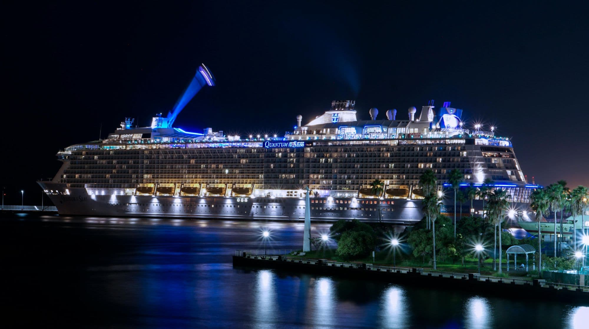 Cruises Background